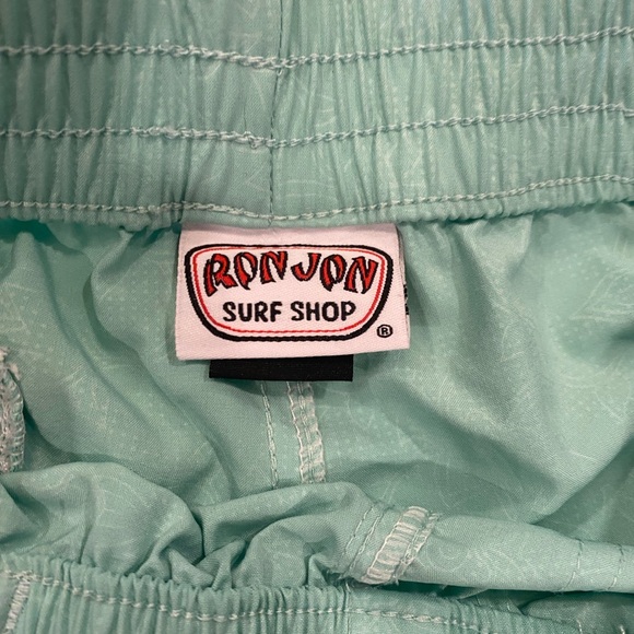 Surf shorts from Ron Jon surf shop - Picture 5 of 6